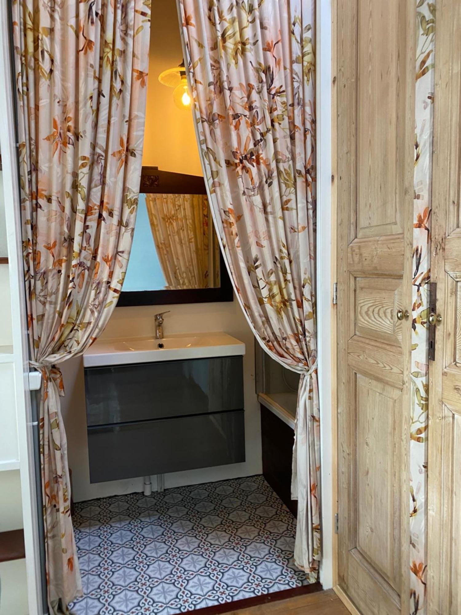 Het Huis Met De Barbies Арнем Екстериор снимка
